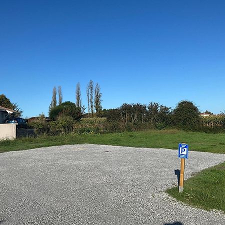 Charmant T2, Cl 3 Etoiles, 4 Lits, 4 Personnes Et 1Enfant, Parking Et Terrasse Saint-Sever  外观 照片